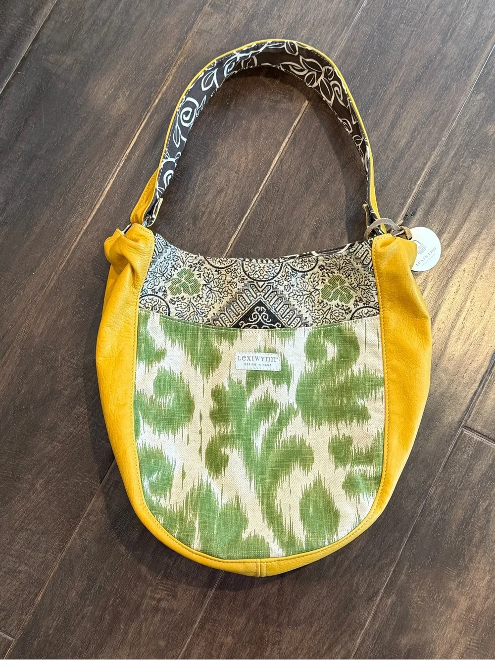 NWT Lexi Wynn Boho Reversible Purse Green & Yellow Mixed-Material Hobo Bag